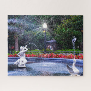 Fuente del Forsyth Park en el rompecabezas nocturn