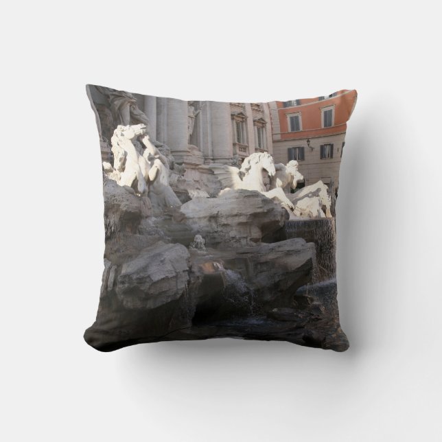 Fuente del Trevi del coliseo de la almohada de (Anverso)