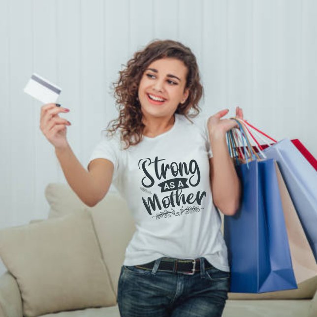 Fuerte como madre camiseta con escritura moderna n (Subido por el creador)