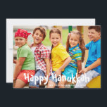 Fun Moderno Feliz Hanukkah Foto Personalizada<br><div class="desc">Este divertido y moderno diseño de vacaciones presenta su foto favorita con el texto "Happy Hanukkah" con su nombre familiar y fecha en tipografía blanca. #hanukkah #chanukah #festivales #festividad #moderna #foto #fotografía #addyourown #trendy #trending #trending #trending #modas #diseño de moda #diseñador #popular #papelería #tarjetas #saludos #tarjetas #diy #doityou #name #personalized...</div>