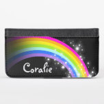 Funda Cartera Arcoiris y estrellas con nombre de billetera flap<br><div class="desc">Estuche de la cartera de la solapa de teléfono móvil gráfico con arco iris brillante. Personalizar el con tu nombre,  actualmente dice Coralie. Patrón original y diseño de Sarah Trett.</div>