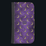 Funda Cartera Para Galaxy S4 Celeste gótico púrpura y dorado<br><div class="desc">Estuche de teléfono gótico vintage con lunas doradas sobre fondo morado.</div>