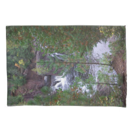 Funda de almohada de las cataratas de cobre