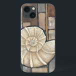 Funda Para iPhone 13 Abalone Shell<br><div class="desc">Charikilia Zarris es una talentosa artista conocida por sus obras de arte en el océano. Sus imágenes son pacíficas y tranquilizantes relajándote con cada foto. Obtén esta obra de arte náutica con una concha de Abalone en el centro de todo, bordeada de azulejos y un hermoso esquema de colores.</div>
