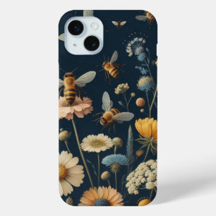 Funda Para iPhone 15 Mini Abejas y Flores Silvestres sobre Azul Oscuro