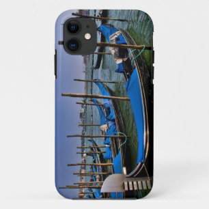 Funda Para iPhone 11 Agua del Gran Canal con botes de gondalo alineados