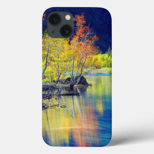 title_seo2 Árbol de abismos en otoño que refleja el lago Gran