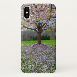 Funda Para iPhone X Árbol floreciente de cerezo rosa con bosques