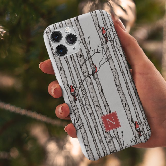 Funda De Case-Mate Para iPhone Árboles de aves monogramadas y pájaros cardenales  (Modern Hand-Drawn Birch Trees with Red Cardinal Birds Perched on Branches. Personalize with Monogram)