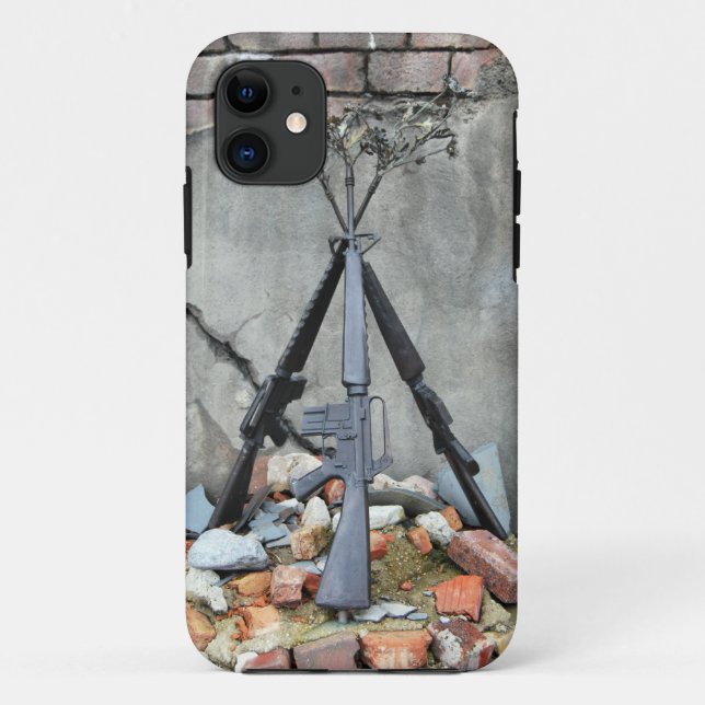 Funda De Case-Mate Para iPhone Armas de la guerra (Reverso)