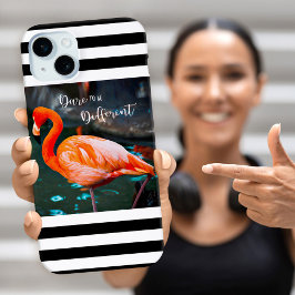 Funda Para iPhone 15 Mini Atrévase A Ser Distinto Flamingo Rayos Blancos Neg