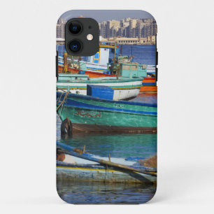 title_seo2 Barcos de pesca coloridos en el puerto de