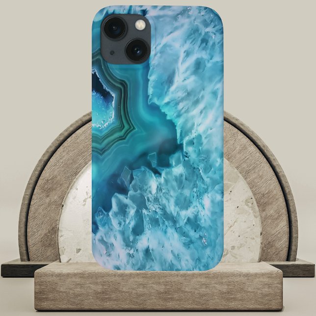 Funda De Case-Mate Para iPhone Blue Agate Semi Precious Gemstone Geode Crystal (Blue Agate Semi Precious Gemstone Geode 
Slab Phone Case on Marble and Wood Podium)