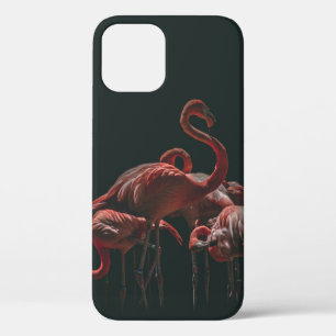 FUNDA PARA iPhone 12 BONITA FLAMINGO EN UN ENTORNO OSCURO