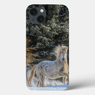 Funda Para iPhone 13 Caballo blanco corriendo en foto de nieve en invie