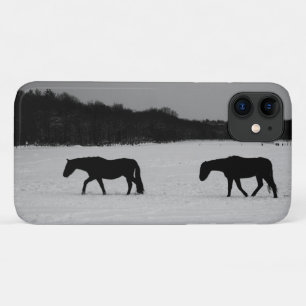 Funda Para iPhone 11 Caballos Con Hiphcna De Nieve