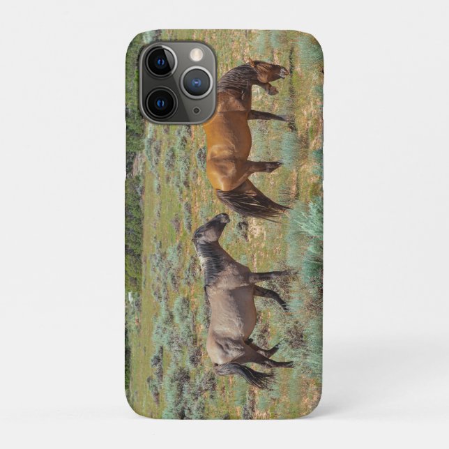 Funda De Case-Mate Para iPhone Caballos salvajes pastoreando (Reverso)