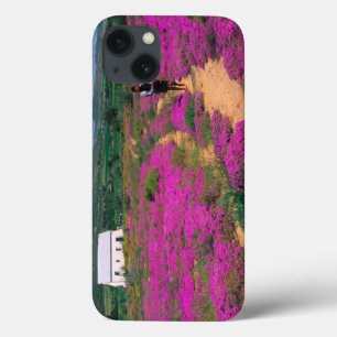 Funda Para iPhone 13 Cabaña, flores y niña, cerca de Kamieskroon