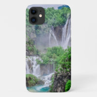 Caída de agua de los lagos Plitvice