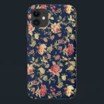 Funda Para iPhone 11 Caja color de rosa floral del iPhone del vintage<br><div class="desc">Este caso ofrece un estampado de flores del vintage.</div>
