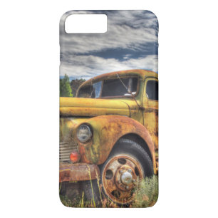 title_seo2 Camión viejo abandonado en campo