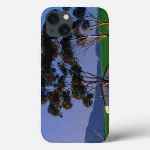 Funda Para iPhone 13 Campos de Cabaña y Trigo de Trabajadores Agrícolas
