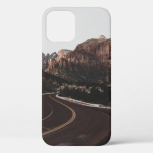 FUNDA PARA iPhone 12 CARRETERA VACÍA