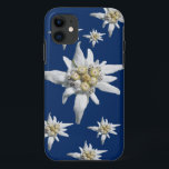 Funda Para iPhone 11 Caso de Edelweiss en fondo azul marino<br><div class="desc">Flor de Edelweiss del Alpes en un fondo azul marino</div>