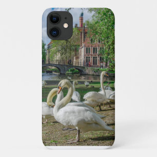 Funda Para iPhone 11 Cisnes blancos en Brujas