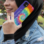 Funda Para iPhone 14 De Case-Mate Colorante de monograma retro de tinte<br><div class="desc">Este diseño puede ser personalizado en el área proporcionada cambiando la foto y/o el texto. O puede personalizarse haciendo clic en Personalizar esta plantilla y, a continuación, eligiendo la opción de hacer clic en el personalizar y eliminando o cambiando el color del fondo, agregando texto, cambiando el color o estilo...</div>