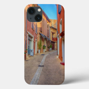 Funda Para iPhone 13 Colorida ciudad francesa en la ladera de la colina
