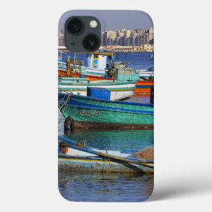 Funda Para iPhone 13 Coloridos barcos de pesca en el puerto de
