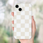 Funda Para iPhone 14 De Case-Mate Comprobación retro de crema<br><div class="desc">Estuche de diseño para teléfono impreso en tablero de ajedrez boho en marfil y colores blancos. Utilice las herramientas de diseño para agregar su propio monograma,  nombre u otro texto,  o cambie el color de fondo para crear uno único de los tipos de cobertura del dispositivo.</div>