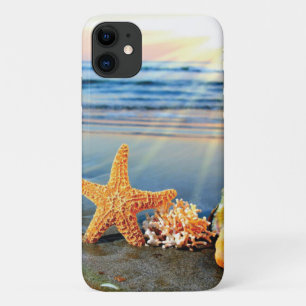 Funda Para iPhone 11 conchas de mar y estrellas de mar en la playa