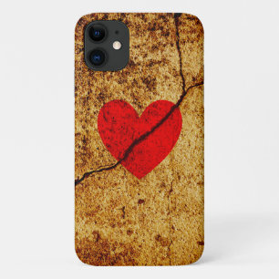 Funda Para iPhone 11 Corazón rojizo en una pared de oro