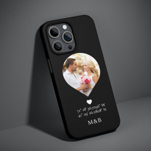 Funda Para iPhone 14 De Case-Mate Corazón Romántico de Monograma con Foto Coordenada