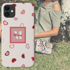 Funda Para iPhone 11 Corazones en blanco cemento de color rosa a rojo