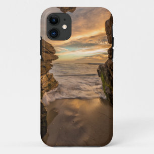 Funda Para iPhone 11 Cueva marina en la playa de Windansea