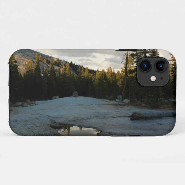 Funda De Case-Mate Para iPhone Cúpula Lembert en las praderas de Tuolumne, Yosemi (Reverso (horizontal))