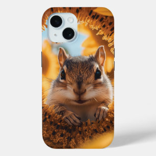 Funda Para iPhone 15 Curioso Chipmunk Peeando a través del girasol comi