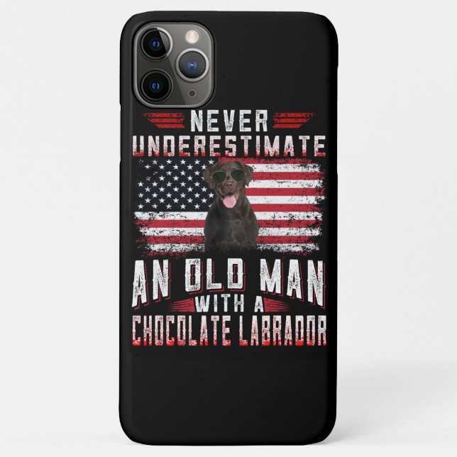 Funda De Case-Mate Para iPhone Dog Lover | Nunca subestimar al viejo labrador (Reverso)