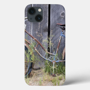 Funda Para iPhone 13 EE. UU., Oregón, Bend. Una vieja bicicleta destart