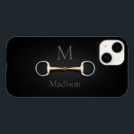 Funda Para iPhone 14 De Case-Mate Eggbutt Snaffle Bit Monogramado Ecuestre<br><div class="desc">Para los ecuestres y amantes del caballo,  este estuche de teléfono personalizado tiene un ilustracion trampantojo de un bocadillo de berenjenas de cobre entre tu monograma y tu nombre.</div>