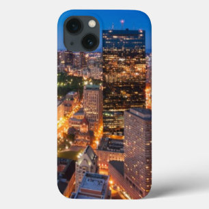 Funda Para iPhone 13 El horizonte de Boston en la oscuridad