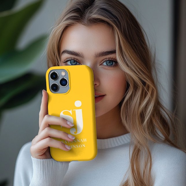 Funda De Case-Mate Para iPhone Elegante iniciales de monograma amarillo brillante (Subido por el creador)