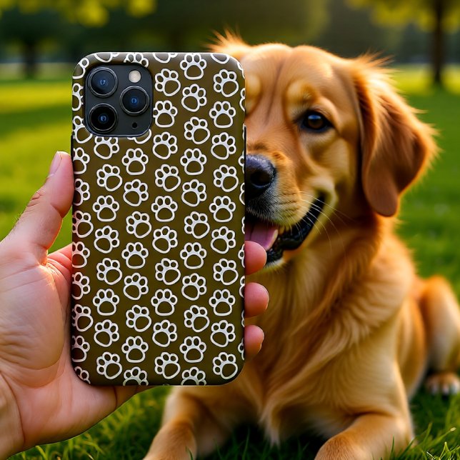 Funda De Case-Mate Para iPhone Elegante Perro pasta marrón (Elegant Brown Dog Paw Print Pattern Case-Mate iPhone Case)