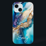 Funda Para iPhone 15 Elegante y moderno nombre personalizado de mármol<br><div class="desc">Modern Elegant Blue Gold Marble Personalized Name iPhone 15 Fundas presenta su nombre personalizado en una elegante tipografía de escritura caligráfica sobre un fondo moderno de mármol azul y oro. Un regalo perfecto para su cumpleaños, madre para el Día de la Madre, hermana o mujer para Navidades y vacaciones. Diseñado...</div>