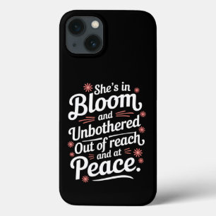 Funda Para iPhone 13 Ella está en flor y sin molestias fuera de alcance