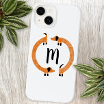 Funda Para iPhone 14 De Case-Mate Estuche Dachshund Sausage Dog Monograma para iPhon<br><div class="desc">Un dachshund lindo y gracioso,  salchichas de perros o perritos de peluquería en movimiento perpetuo. Un divertido y único funda de monogramas para hacerte sonreír. Personalizar cambiando o eliminando la inicial.</div>