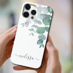 Funda Para iPhone 8/7 Eucalipto de acuarela personalizado<br><div class="desc">Proteja y decore su iPhone con este elegante funda. Está decorada con hojas de eucaliptos acuáticas en tonos verdes suaves sobre un fondo blanco. Personalizar con su nombre o monograma. Acuarela original © Michele Davies.</div>